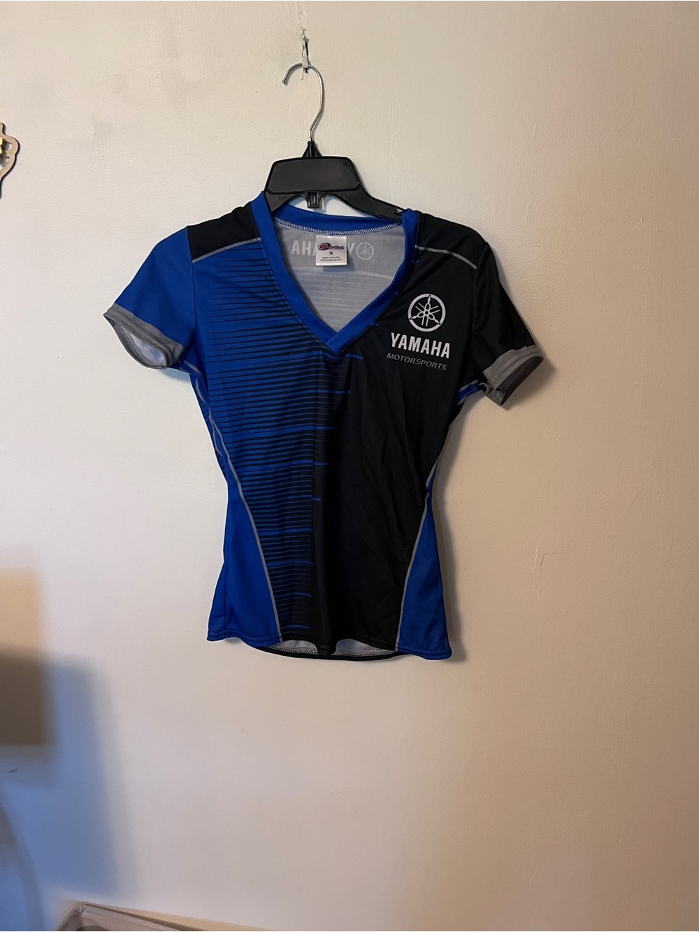 Yamaha Motorsports Employee Women’s Black & Blue V-Neck Performance Tee
